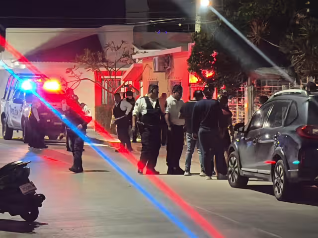 Autoridades asistieron a la colonia Morelos ante el reporte de detonaciones de arma.