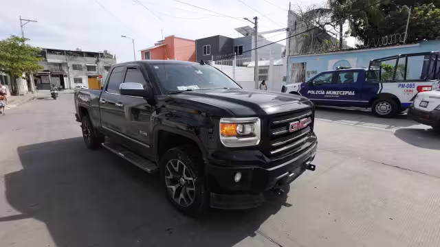 Conductor activa seguro para cubrir gastos médicos