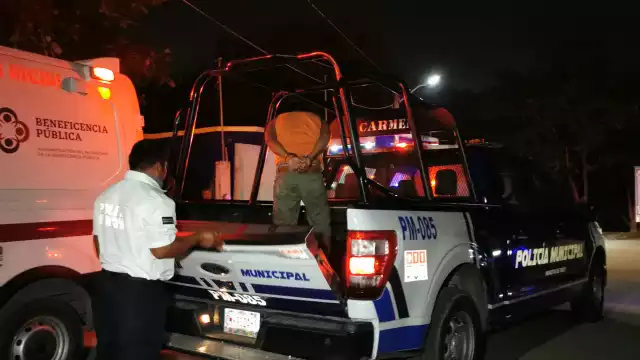 Hombre es detenido en Miguel de la Madrid por agredir a su expareja.