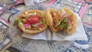 El secreto de los panuchos campechanos: tradición entre frijoles y fritura