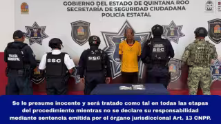 Policías decomisaron varias bolsitas con hierba seca, polvo blanco y fragmentos cristalinos