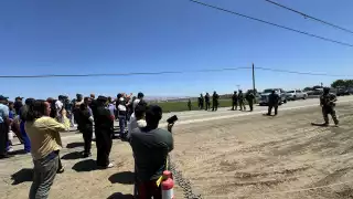 Redada de inmigración en California termina en un enfrentamiento entre agentes federales y manifestantes