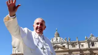 “Una pérdida dolorosa”: Claudia Sheinbaum lamenta muerte del papa Francisco desde Palacio Nacional