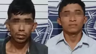 Detienen a dos hombres con motocicleta robada y réplica de arma en Rancho Viejo