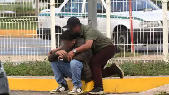 Psicólogo recomendó estar atento a las miradas de auxilio de adolescentes en escuelas y hogares. Psicólogo recomendó estar atento a las miradas de auxilio de adolescentes en escuelas y hogares.