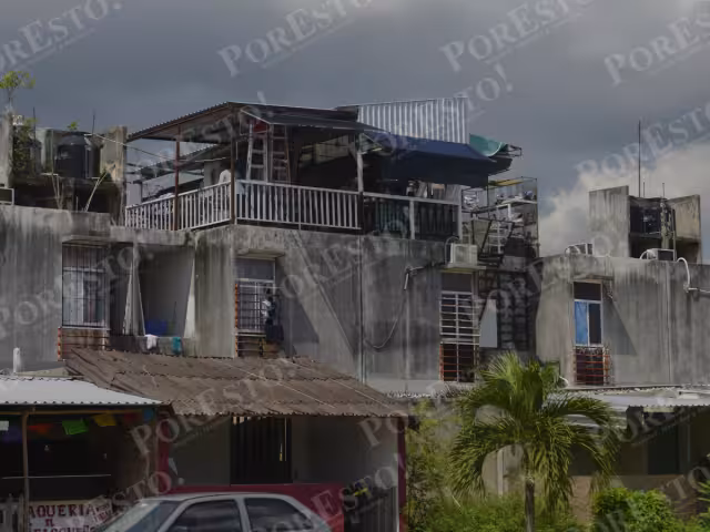 Alrededor de 20 familias que habitan en la zona corren peligro de quedar aplastadas