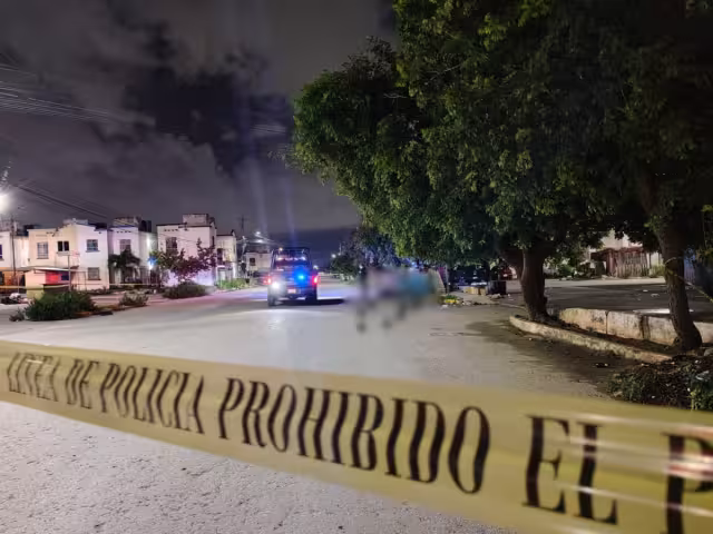 La víctima quien permanece sin ser identificada, fue hallada maniatada y con la boca encintada