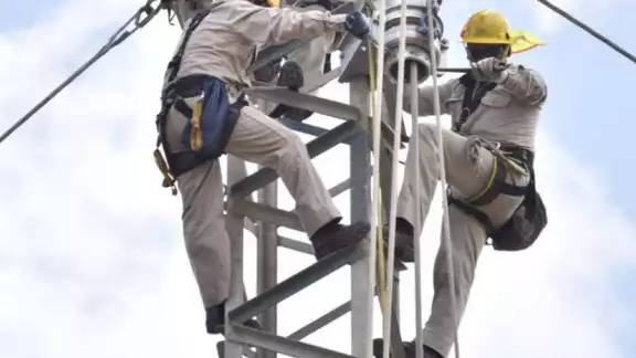La CFE no ha atendido las denuncias ante la falta de electricidad en Othón P. Blanco. La CFE no ha atendido las denuncias ante la falta de electricidad en Othón P. Blanco.