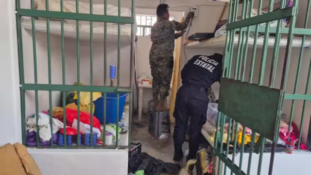 Aseguran contrabando en penal de Cozumel