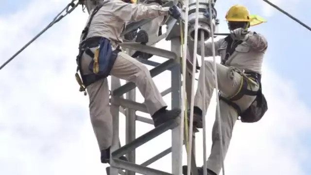 La CFE no ha atendido las denuncias ante la falta de electricidad en Othón P. Blanco.