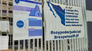 Aunque el edificio ha estado cerrado, los trabajadores de la institución han atendido los cursos más urgentes mediante guardias