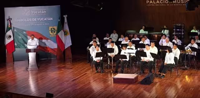 Mauricio Vila, en el Palacio de la Música de Mérida