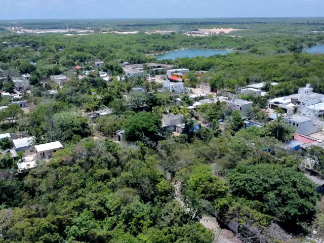 Crece la mancha urbana en Quintana Roo: 389 asentamientos irregulares sin servicios básicos
