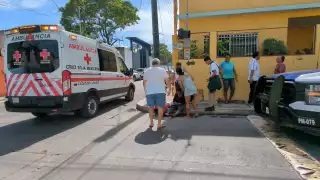Ebrio motociclista provoca accidente y lesiona a una mujer en Ciudad del Carmen