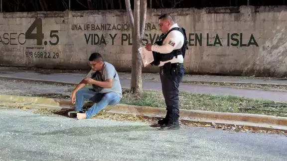 Daños cuantiosos en motocicleta tras choque Daños cuantiosos en motocicleta tras choque