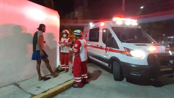 Hombre es mordido por perro en la Héctor Pérez Martínez. Hombre es mordido por perro en la Héctor Pérez Martínez.