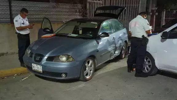 La mujer fue detenida para deslindar responsabilidades. La mujer fue detenida para deslindar responsabilidades.