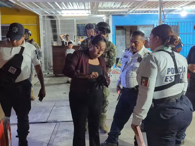 Detienen a hombre por intento de asalto a conductora de Pochimóvil