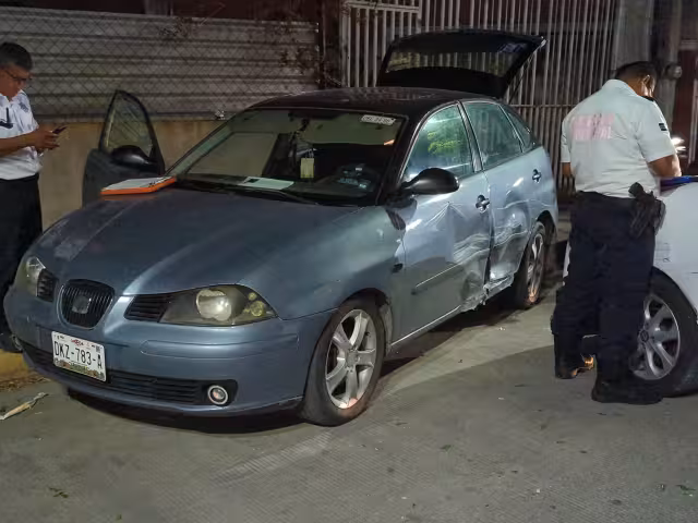 La mujer fue detenida para deslindar responsabilidades.