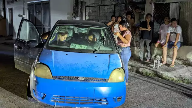 Intentó huir tras chocar dos vehículos en Campeche, pero su auto no arrancó