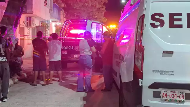 Los vecinos se mostraron sorprendidos por el hallazgo del cuerpo.