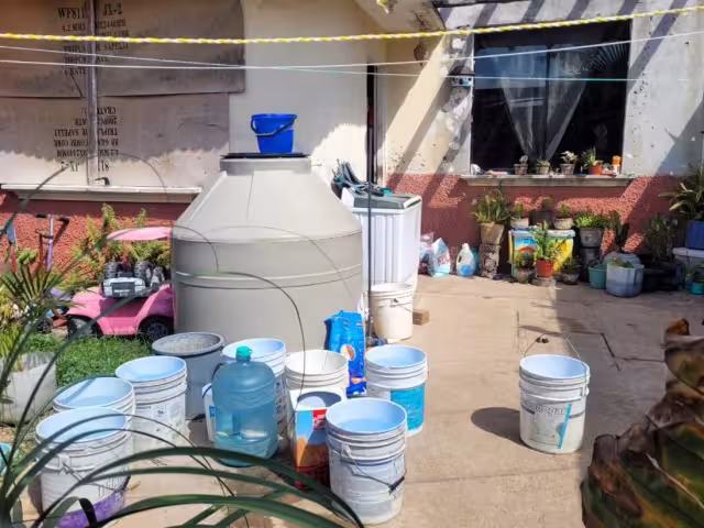 Las actividades diarias y básicas como bañarse y lavar se ven afectadas