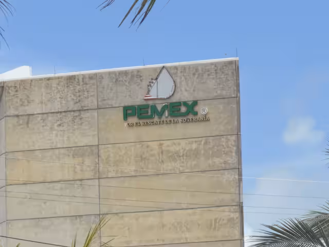 Urgen liberar cuentas de empresarios carmelitas antes de pagos de PEMEX: Rocío Abreu