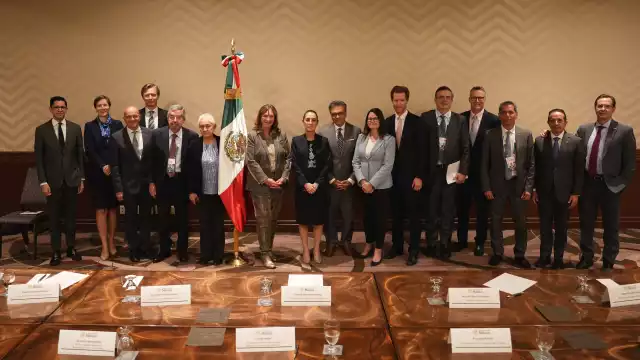 La delegación mexicana sostuvo un encuentro con el Consejo Empresarial de Canadá.