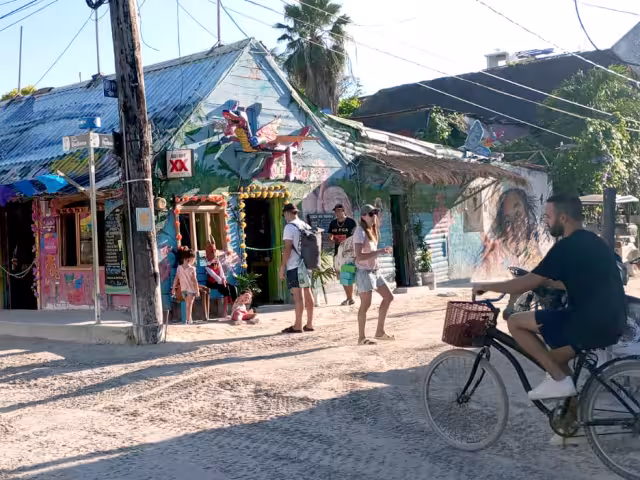 Hace unos días se exhibió en grupos de Facebook que hay al menos 26 perfiles falsos para cometer este tipo de ilícitos