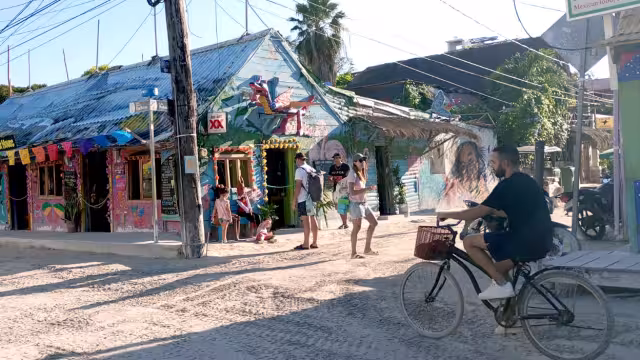 Hace unos días se exhibió en grupos de Facebook que hay al menos 26 perfiles falsos para cometer este tipo de ilícitos