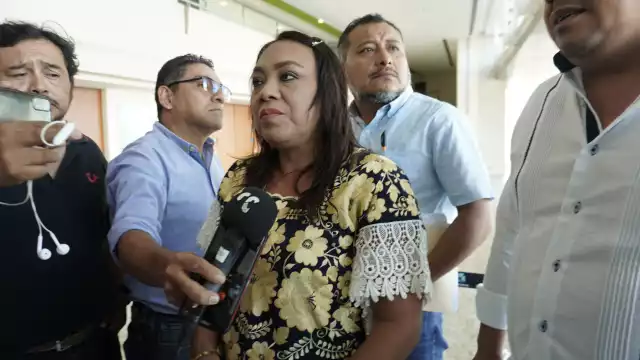 La actual presidenta municipal, Mariela Sánchez Espinoza, confirmó adeudos no cubiertos por 8 millones 595 mil 972.81 pesos