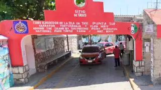 Vecinos de Isla Mujeres piden amplia investigación a taxistas