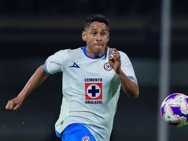 Chivas busca añadir a su alineación para el Clausura 2025 a Luis Romo.