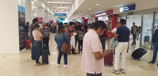 Los vuelos despegaron con retrasos en el aeropuerto de Mérida