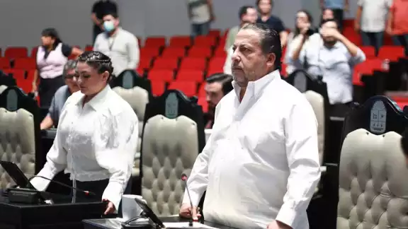 Las personas que asistan en algún caso de violencia de género serán protegidas por la nueva reforma. Las personas que asistan en algún caso de violencia de género serán protegidas por la nueva reforma.