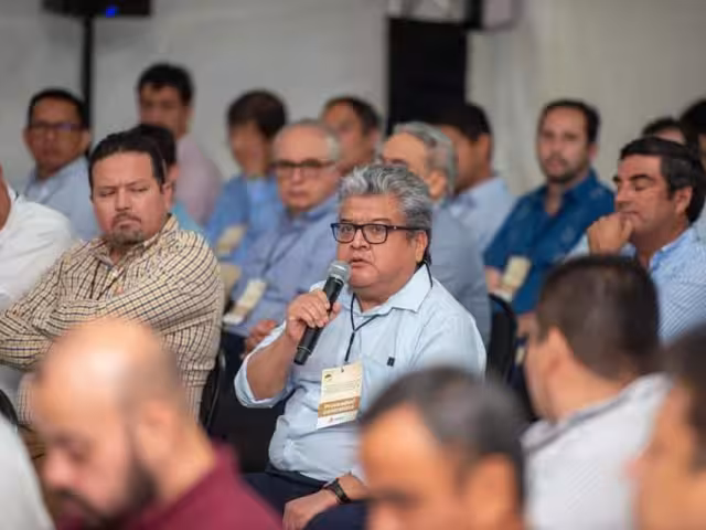 El próximo titular de la Empresa Productiva del Estado (EPE), Víctor Rodríguez, es cercano a la futura presidenta Claudia Sheinbaum.