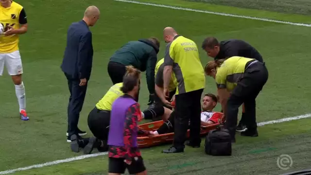 El Bebote recibiendo las asistencias