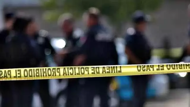 Localizan cadáver de una mujer en un taxi abandonado en Celaya