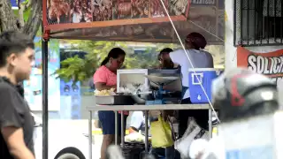 Más de 400 ambulantes operan  en la ilegalidad en Cancún