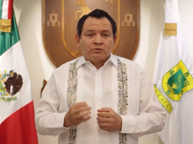 Díaz Mena agradeció la decisión de los maestros y maestras de Yucatán