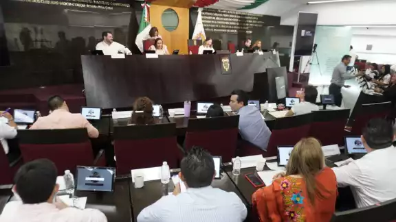 Morena impulsa reformas por austeridad y responsabilidad financiera en Campeche Morena impulsa reformas por austeridad y responsabilidad financiera en Campeche