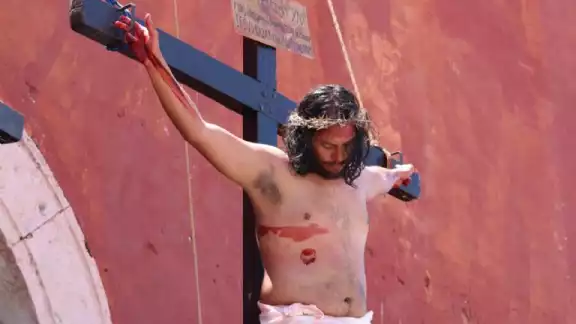 Viacrucis viviente en Santa Ana: 63 años de devoción ininterrumpida