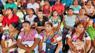  Indígenas  de Campeche "luchan por su dignidad"   