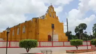 Temporada de huracanes 2025: Descartan iglesias "dañadas" como albergues en Hopelchén