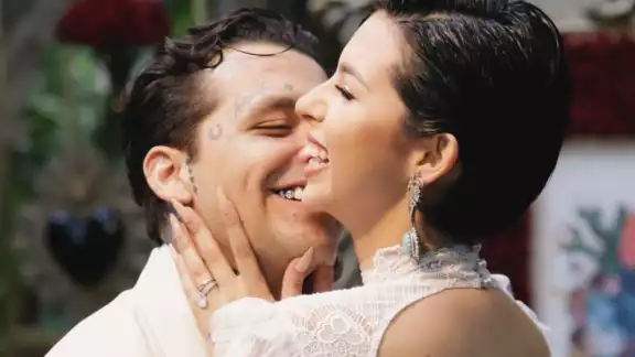 Christian Nodal y Ángela Aguilar celebran dos meses de matrimonio. Christian Nodal y Ángela Aguilar celebran dos meses de matrimonio.