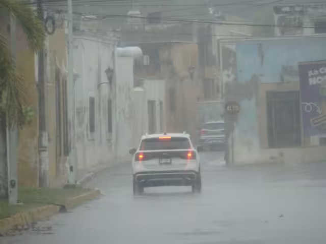 Onda tropical 36 provoca intensas lluvias en municipios de Campeche