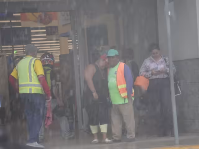 Onda tropical 34 traerá lluvias y tormentas eléctricas a Campeche, advierte Seproci