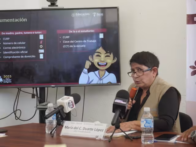 Padres y tutores, responsables de registrar y recoger la Beca "Rita Cetina"