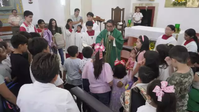 Inicia el Ciclo Escolar 2025-2026 en Campeche con la Bendición de Mochilas