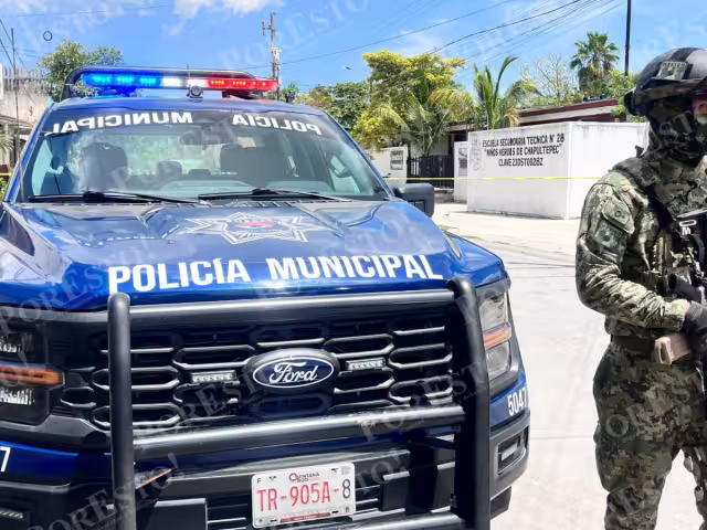 Los presuntos responsables huyeron a bordo de una motocicleta